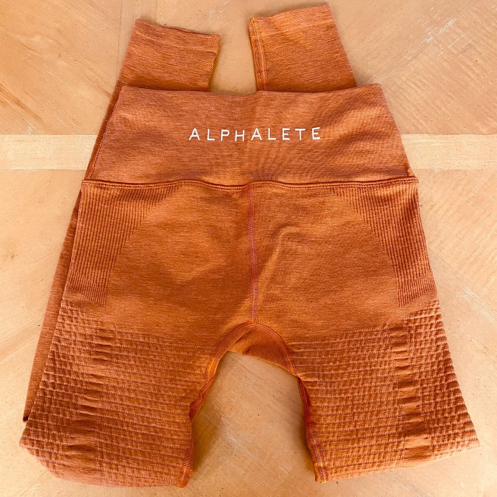 Halo leggings in Burnt Orange- Alphalete
